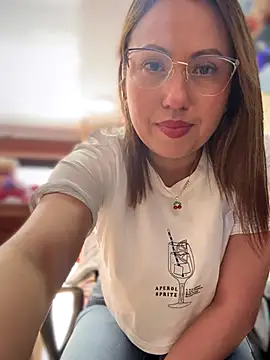 VIOLETA-25  online show from 11-25-25, 03:23