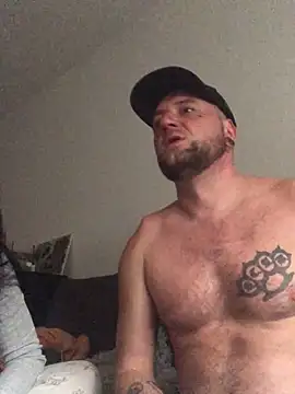 Snapshot of zra_andre chatting on 12-21-24, 12:27 zra andre online show from 12-21-24, 12:27