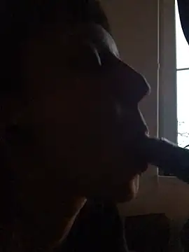 Snapshot of zra_andre chatting on 02-14-25, 04:20 zra andre online show from 02-14-25, 04:20