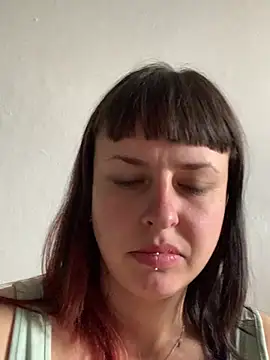 Snapshot of zra_andre chatting on 02-21-26, 01:01 zra andre online show from 02-21-26, 01:01