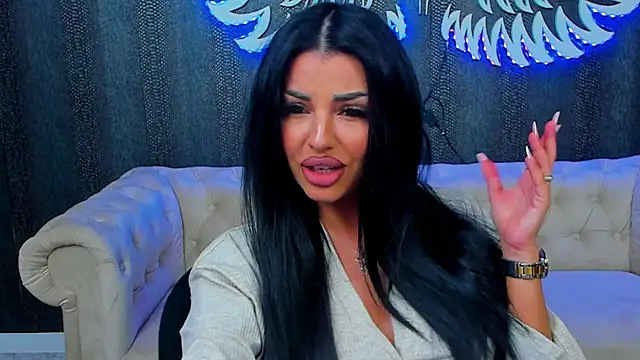 Snapshot of anemarieejolie chatting on 03-07-25, 07:05 anemarieejolie online show from 03-07-25, 07:05