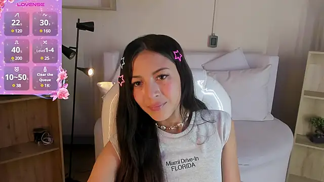 Snapshot of Meelanny_ds chatting on 01-26-25, 04:30 Meelanny ds online show from 01-26-25, 04:30