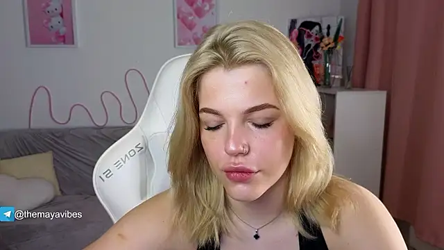 Maya Rave online show from 02-24-26, 03:37