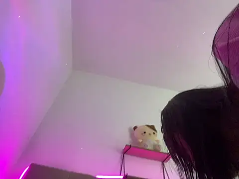 bonnie 18x online show from 03-07-25, 03:19