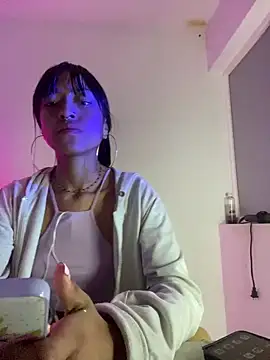 bonnie 18x online show from 03-13-25, 03:11