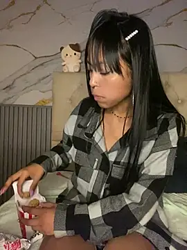 bonnie 18x online show from 03-22-25, 06:11