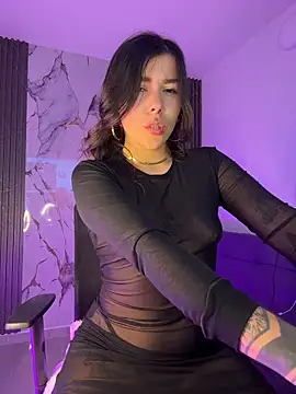 luccianagreyy online show from 05-28-26, 12:13