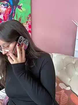 Snapshot of PoliBenett_ chatting on 12-18-24, 08:03 PoliBenett online show from 12-18-24, 08:03