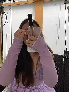 Snapshot of PoliBenett_ chatting on 01-11-25, 05:51 PoliBenett online show from 01-11-25, 05:51