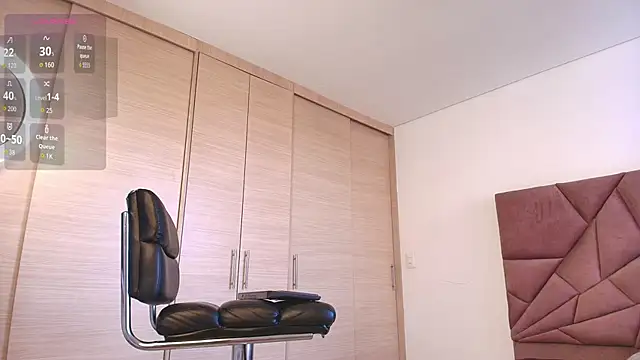 Aron Bolt online show from 09-23-25, 08:23