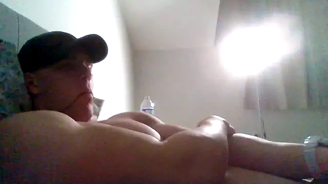 parkerxmuscle online show from 12-23-24, 03:29
