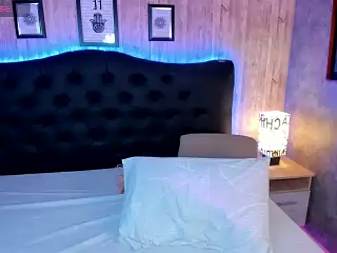 Snapshot of Edelaine_rogers chatting on 01-15-25, 03:54 Edelaine rogers online show from 01-15-25, 03:54