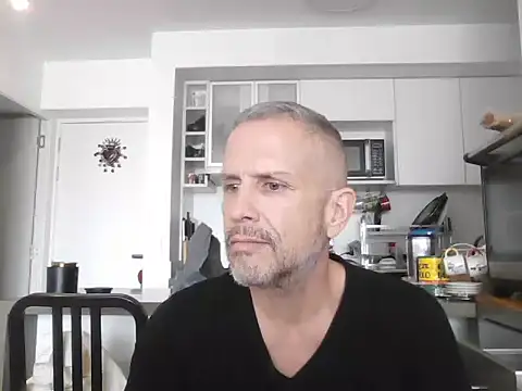 Diegoperrote682661 online show from 12-18-25, 04:13