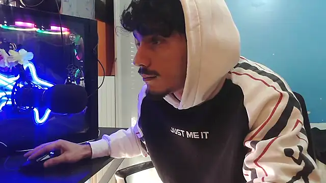 Snapshot of Badboyi1997 chatting on 03-03-26, 01:50 Badboyi1997 online show from 03-03-26, 01:50