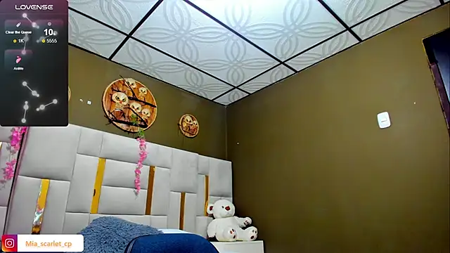 Mia scarlet69 online show from 04-16-26, 12:28