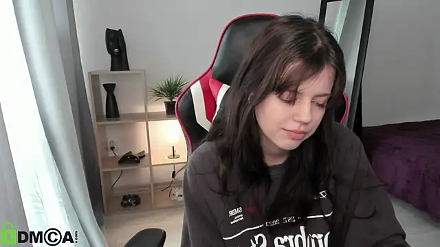 Snapshot of Este_Glen chatting on 03-13-25, 09:10 Este Glen online show from 03-13-25, 09:10