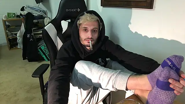 Dylansd online show from 03-04-25, 06:47