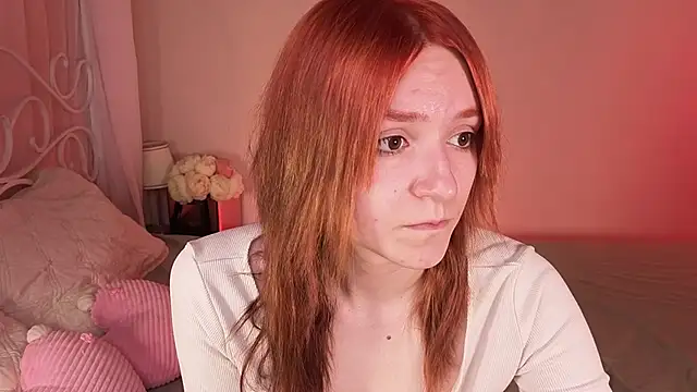 Snapshot of Rita_flame chatting on 10-21-25, 01:12 Rita flame online show from 10-21-25, 01:12