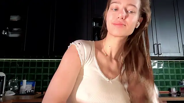 solar bella online show from 02-01-26, 04:00