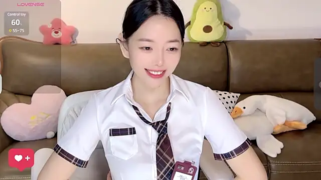 Yilin1999 online show from 02-25-25, 03:52