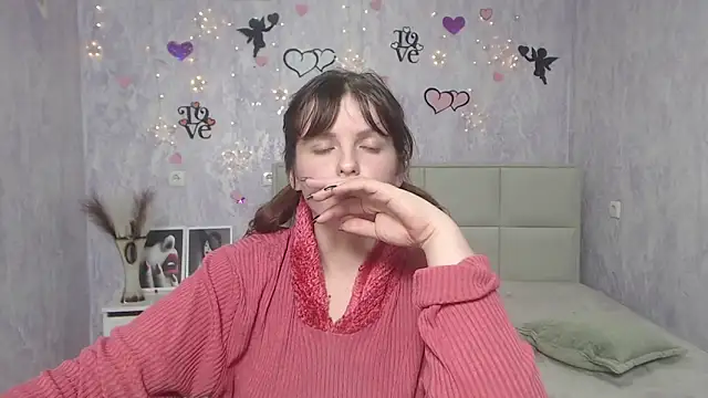 Snapshot of StaceyLex chatting on 02-08-25, 09:56 StaceyLex online show from 02-08-25, 09:56