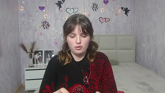 Snapshot of StaceyLex chatting on 02-08-25, 04:04 StaceyLex online show from 02-08-25, 04:04