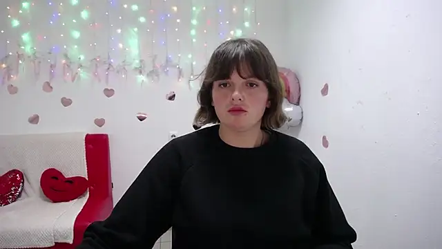 Snapshot of StaceyLex chatting on 09-17-25, 04:52 StaceyLex online show from 09-17-25, 04:52