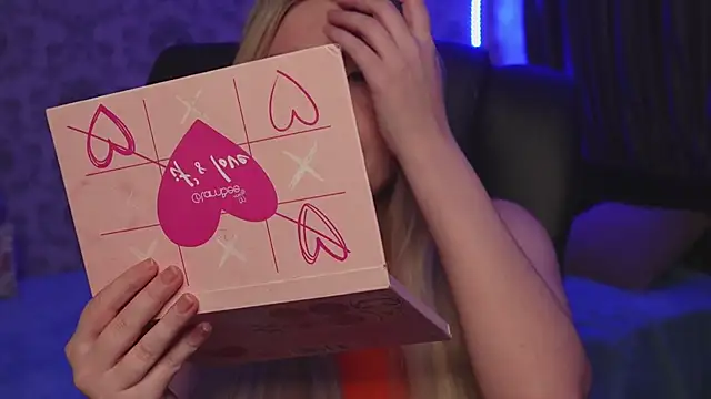 LisaElfy online show from 12-16-24, 11:07