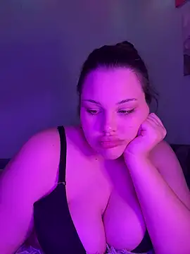 Snapshot of 31MoonLight13 chatting on 01-17-26, 05:49 31MoonLight13 online show from 01-17-26, 05:49