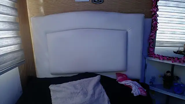 Snapshot of palmer_mIix chatting on 12-19-24, 08:23 palmer mIix online show from 12-19-24, 08:23