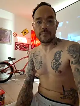 mileflav0r online show from 03-28-26, 07:57