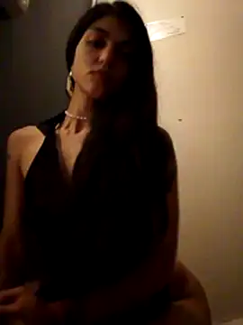 Snapshot of BURN666ING chatting on 11-30-25, 11:47 BURN666ING online show from 11-30-25, 11:47