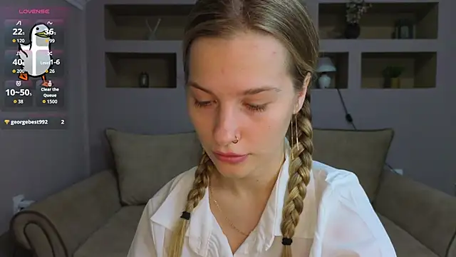 Snapshot of LinaCristonsen chatting on 11-12-25, 03:23 LinaCristonsen online show from 11-12-25, 03:23