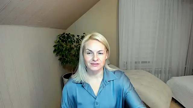 Alicee Gracee online show from 01-08-25, 06:52