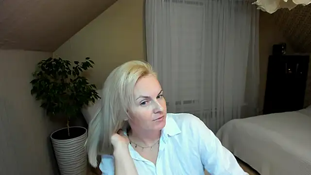 Alicee Gracee online show from 01-11-25, 04:46