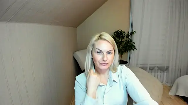 Alicee Gracee online show from 01-14-25, 07:21