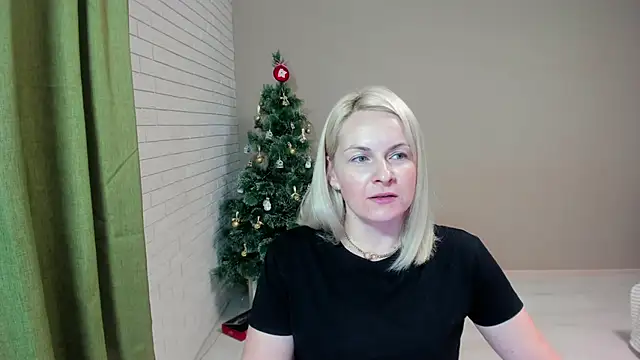 Alicee Gracee online show from 01-18-25, 07:26