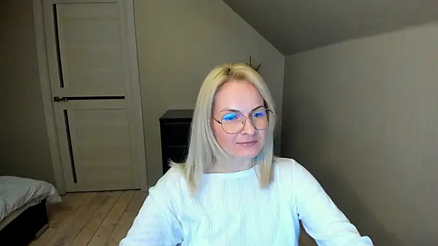 Alicee Gracee online show from 02-23-25, 09:37