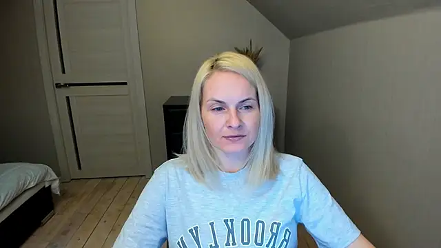 Alicee Gracee online show from 02-25-25, 07:03