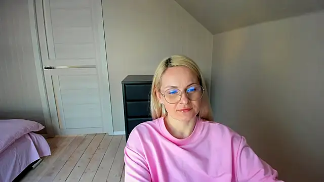 Alicee Gracee online show from 03-11-25, 12:28