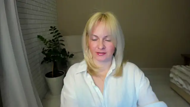 Alicee Gracee online show from 02-17-26, 07:42