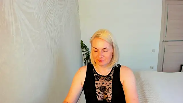 Snapshot of Alicee_Gracee chatting on 05-29-26, 08:01 Alicee Gracee online show from 05-29-26, 08:01