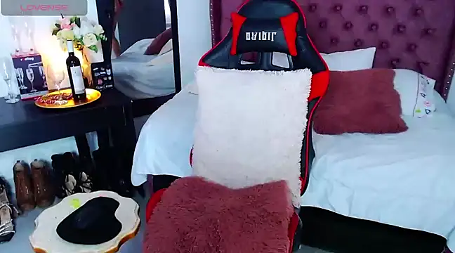 rubyylowell online show from 01-09-25, 12:52