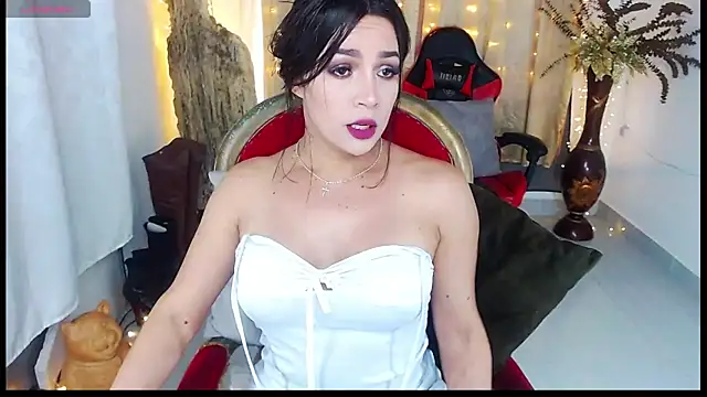 Snapshot of rubyylowell chatting on 08-03-26, 06:33 rubyylowell online show from 08-03-26, 06:33