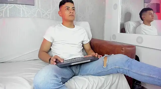 Lucii fer  online show from 02-23-25, 02:46