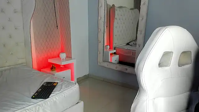 Lucii fer  online show from 02-07-26, 11:25