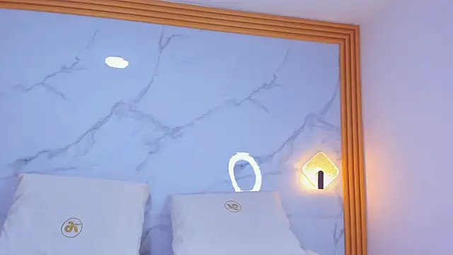 Snapshot of violetta_becker chatting on 03-17-25, 11:42 violetta becker online show from 03-17-25, 11:42