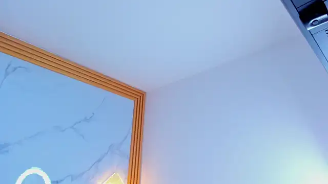 Snapshot of violetta_becker chatting on 03-22-25, 02:47 violetta becker online show from 03-22-25, 02:47