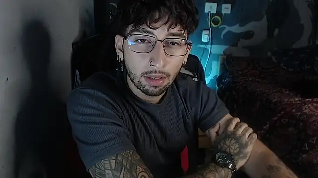 Dereck Dickson online show from 11-10-25, 05:34