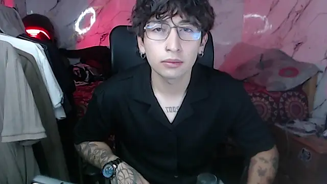 Dereck Dickson online show from 01-16-26, 03:10